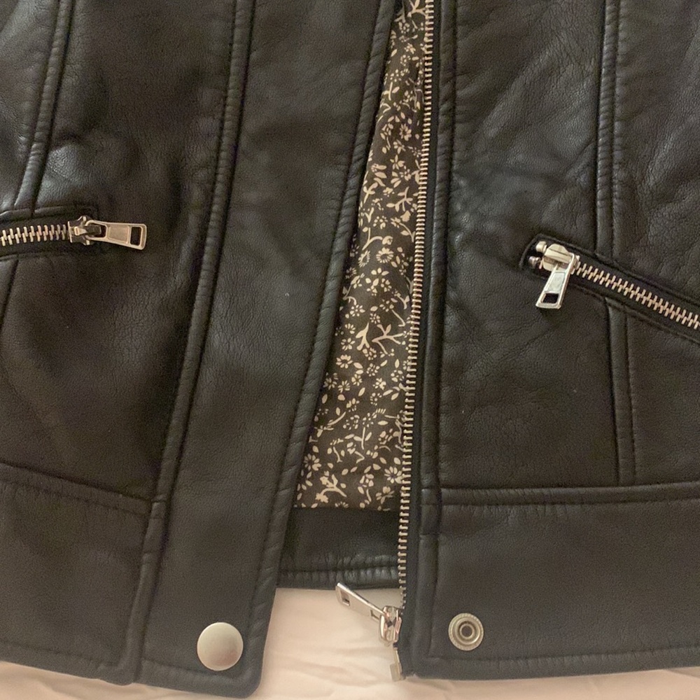 Zara black leather jacket - Picture 3 of 5